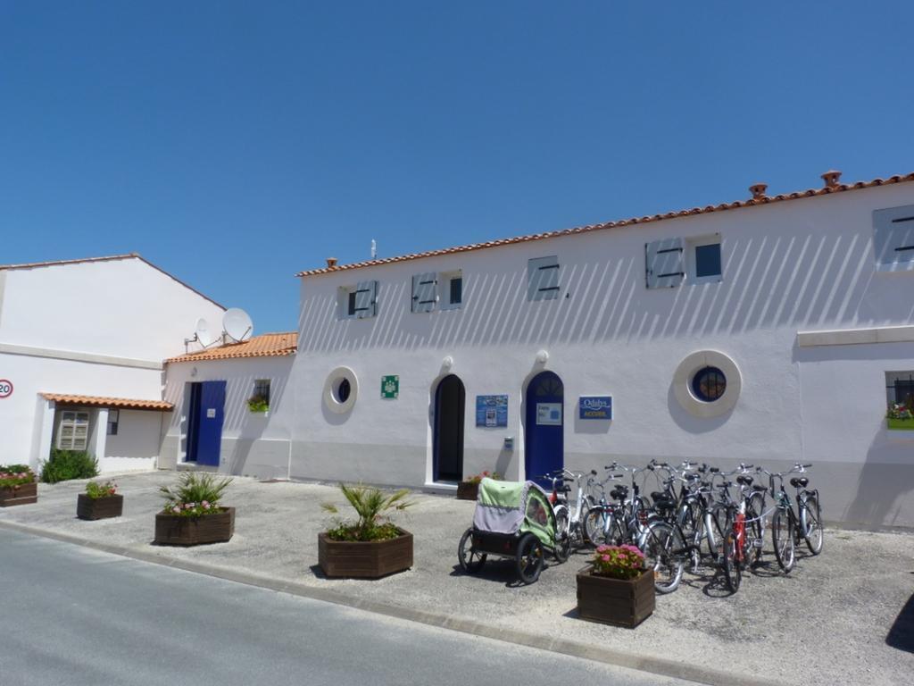 Residence Odalys Le Village Des Amareyeurs Le Château-dʼOléron Екстериор снимка