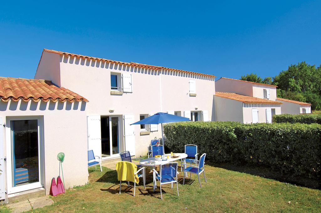 Residence Odalys Le Village Des Amareyeurs Le Château-dʼOléron Екстериор снимка